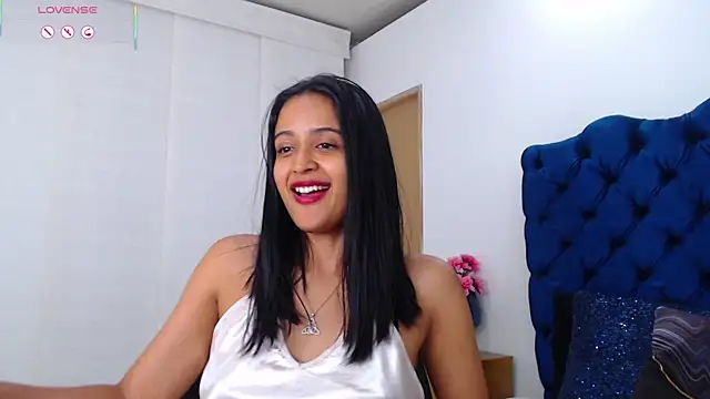 Lili666_ webcam