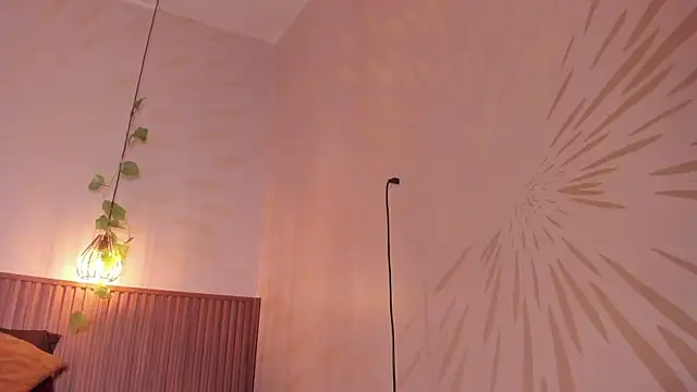 daphne_courtis webcam