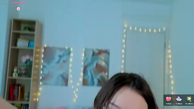 MilenaSaint webcam