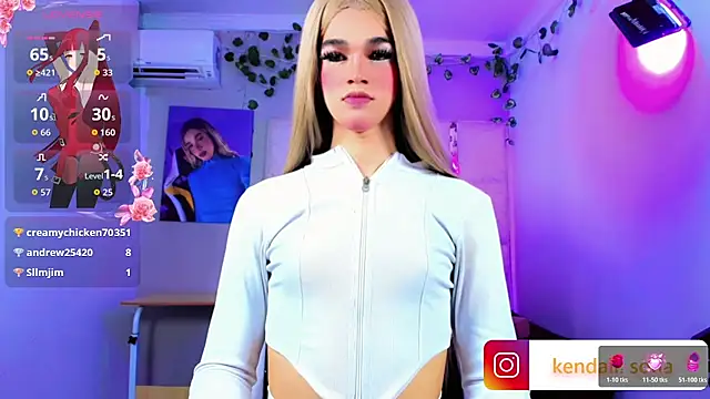 Sophiaa_doll_ webcam
