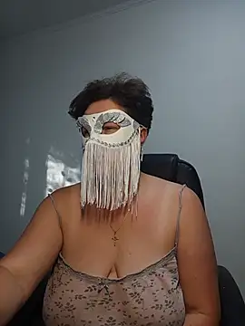 EllaLove2277 webcam