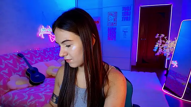 luna_lust_212 webcam