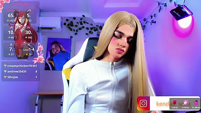 Sophiaa_doll_ webcam