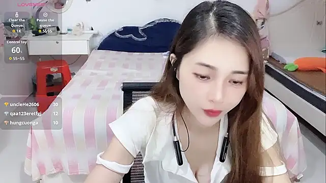 miaomiao-99 webcam