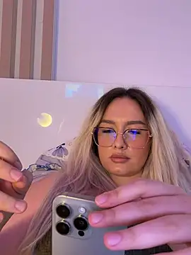 mollyxxx webcam