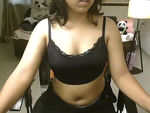 shakshi_89 webcam