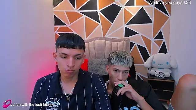 Juan_Nd_Steven live cam