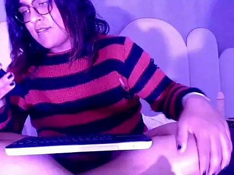 jessie_dark30 webcam