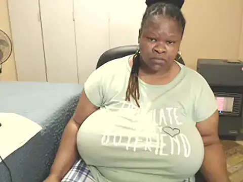 sweetnoziexx webcam