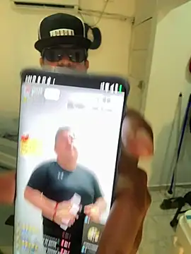 bigdick211292 webcam