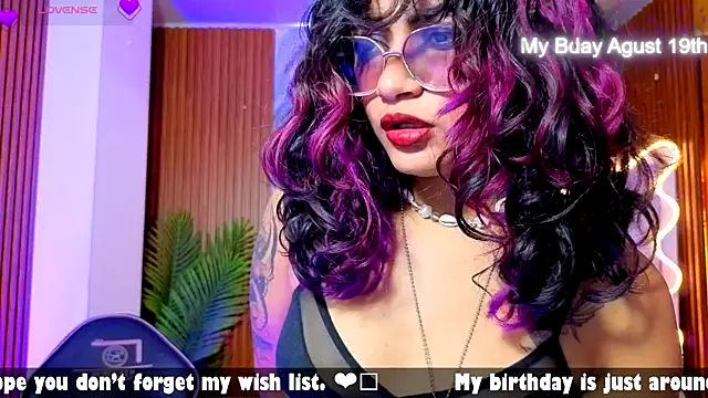 kristen_tay webcam