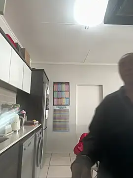 Bootyliciouse21X webcam