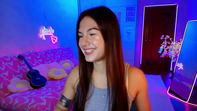 luna_lust_212 webcam