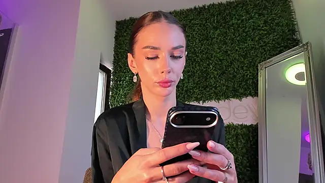 realhotfallingdevil webcam