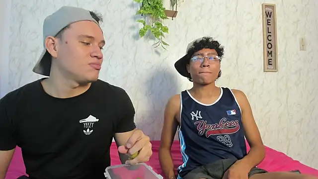 boys_roomhard