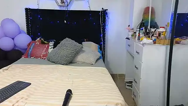 charlotte_077 webcam