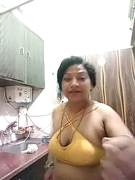 Cute-Janvi20 webcam