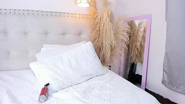 Mia_dolls18 webcam