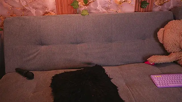 zoey-fox webcam