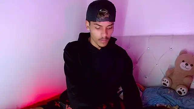 Angel_foxc13 webcam