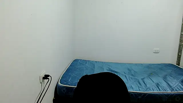 estefania224 live cam