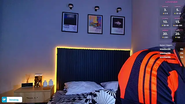 Leo_Savage_ webcam
