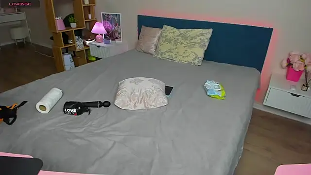BritneyLix webcam