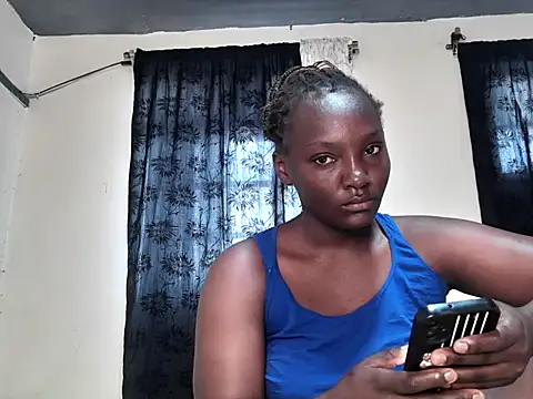 sexyleah25 webcam