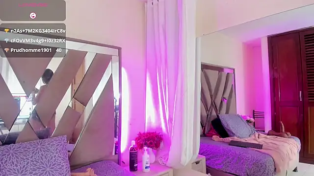 casey_lorens webcam