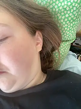 SweetyCute7 webcam