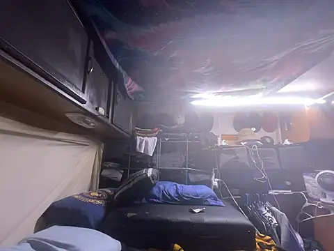 OmarSalasxh33 webcam