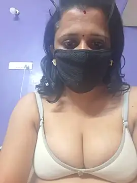 savitha_superb webcam