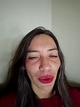 loveuu-bae webcam