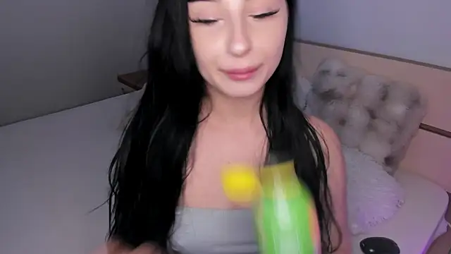 ScarlettJakobs webcam