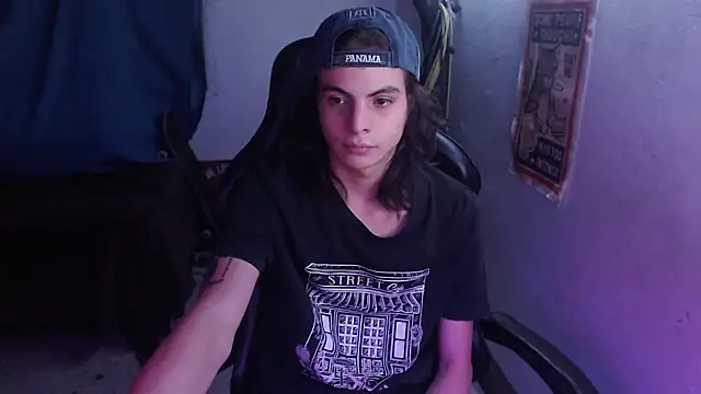 Elastic_Fantasy webcam