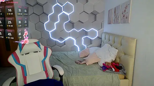 aliicemeow