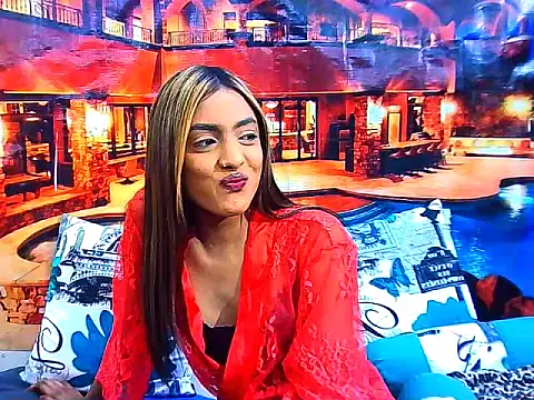IndianPretty14u2Luv webcam