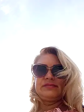 JennyOMay webcam