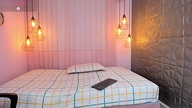 Magic_amberr webcam