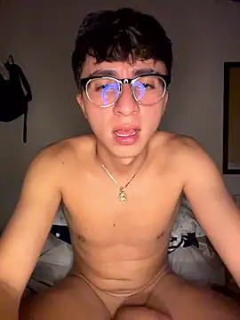 CamiRojas_boy webcam