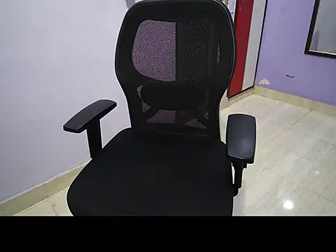 BabyNaina webcam