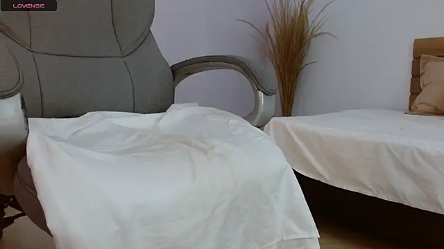 kimara_lion webcam