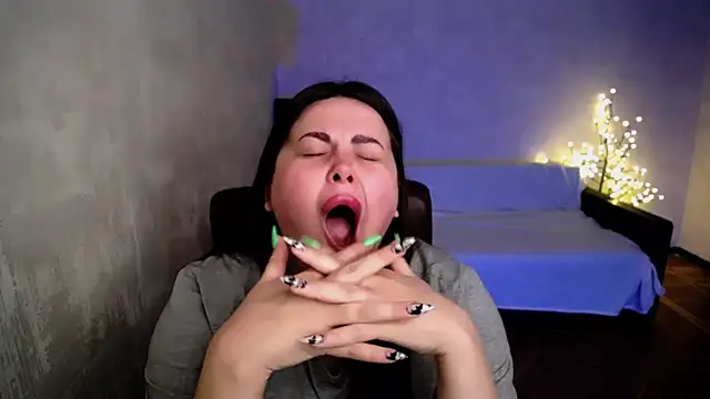Emily_Mo webcam