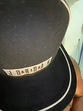 bigdick211292 webcam