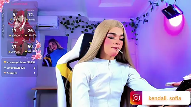 Sophiaa_doll_ webcam