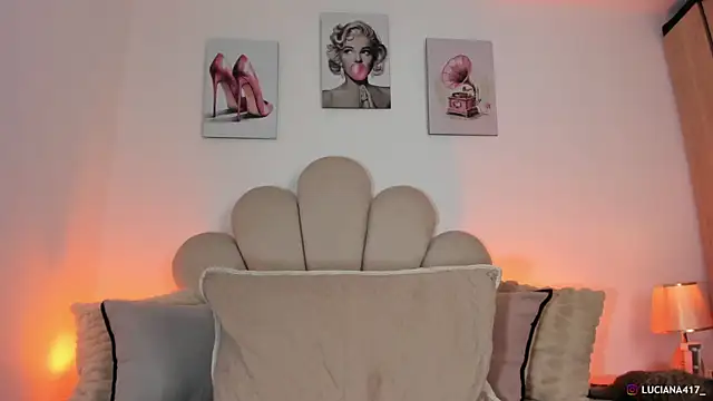 _luuciana_ webcam