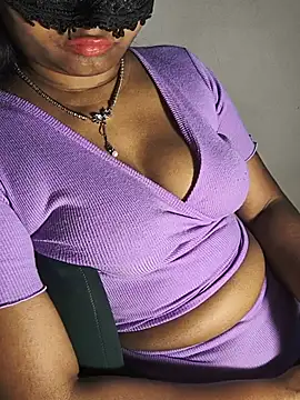 DIRTYSECRET_QUEEN_07 webcam