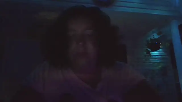 lil-gemini-hippy webcam
