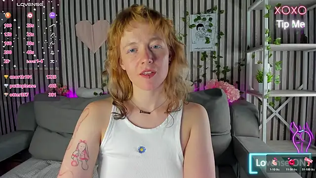 Ricki_Bloom webcam