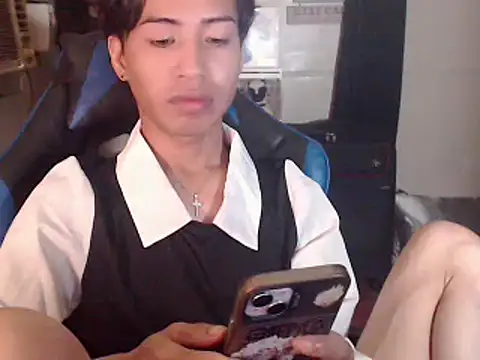 Yukino23 webcam